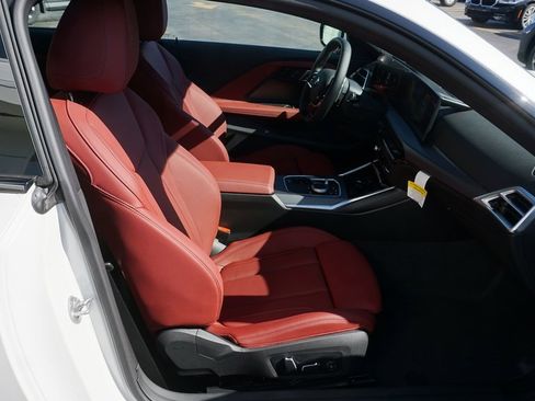 Used 2025 BMW 230i xDrive 230i xDrive w/ Premium Package image 8