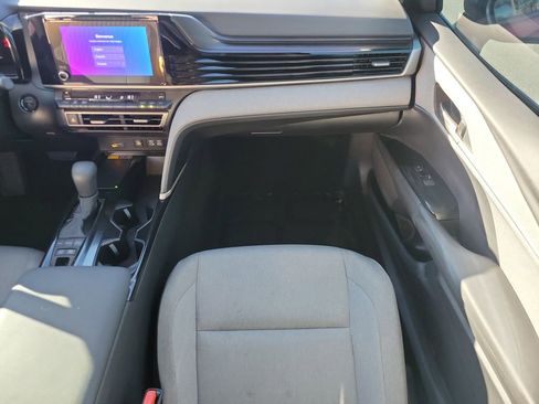 Used 2026 Toyota Camry LE image 11