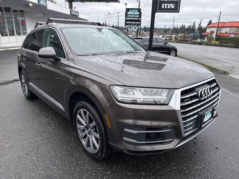Used 2017 Audi Q7 3.0T Premium Plus image 13