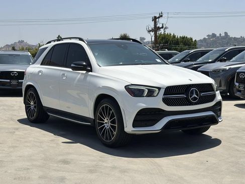 Used 2021 Mercedes-Benz GLE 450 4MATIC image 2