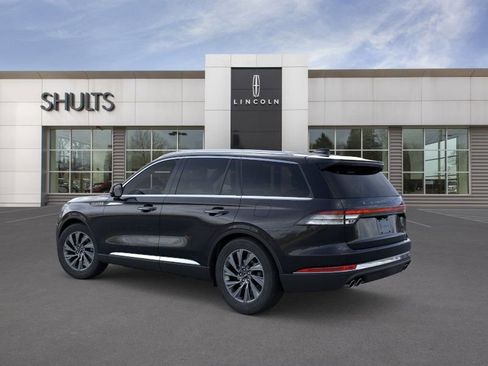 New 2026 Lincoln Aviator AWD image 4
