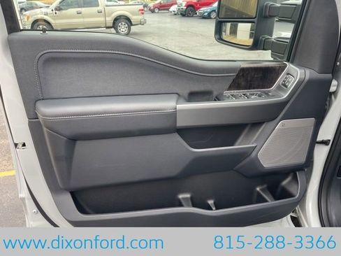 New 2026 Ford F250 Lariat w/ Black Appearance Package image 23