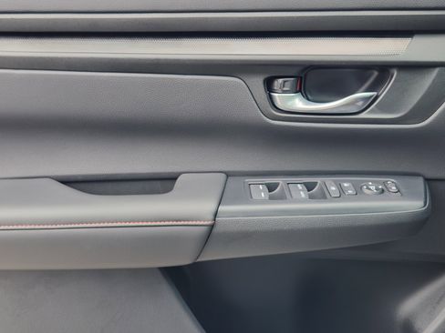 Certified 2025 Honda CR-V Sport image 23