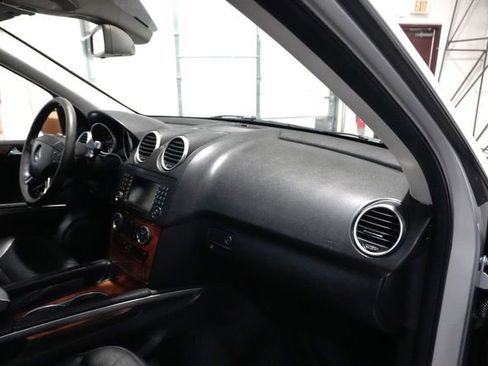 Used 2006 Mercedes-Benz ML 500 4MATIC image 23