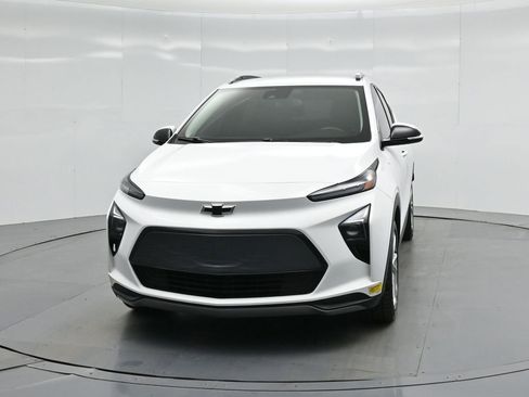 Used 2023 Chevrolet Bolt EUV LT w/ Driver Confidence Package image 52