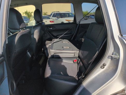 Used 2014 Subaru Forester 2.5i Touring AWD/4WD image 26