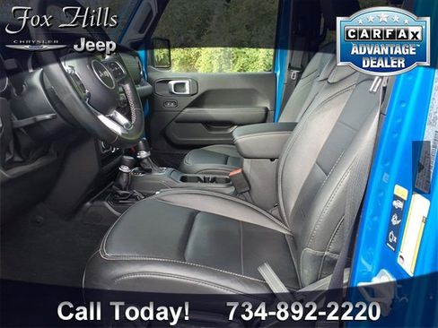 Used 2022 Jeep Wrangler Unlimited Sahara image 15