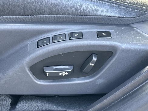 Used 2018 Volvo V60 T5 Cross Country w/ Convenience Package image 17