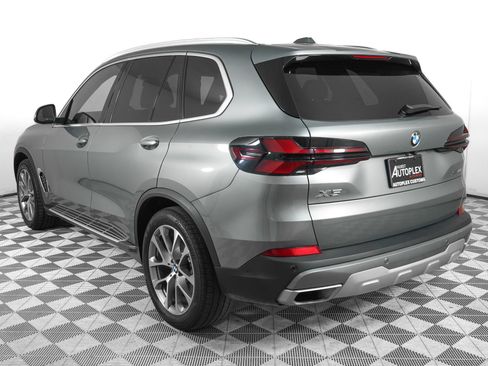 Used 2025 BMW X5 xDrive40i AWD/4WD image 6
