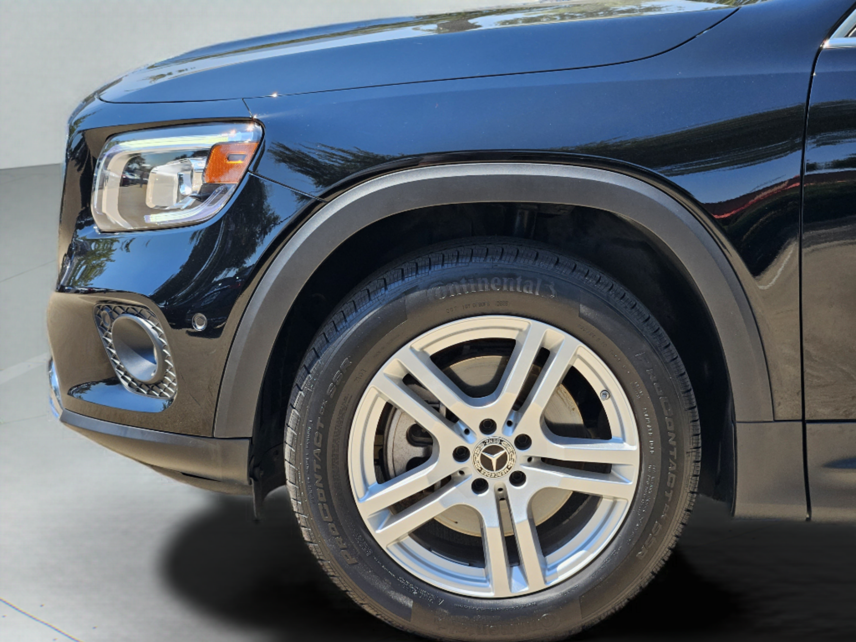 Used 2022 Mercedes-Benz GLB 250 image 28