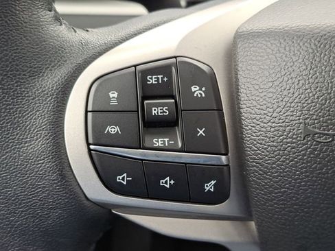 Certified 2023 Ford Explorer XLT w/ Equipment Group 202A AWD/4WD image 14
