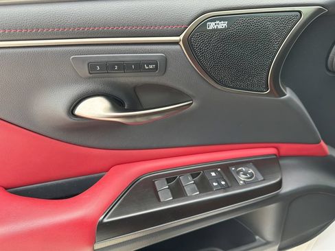 Used 2019 Lexus ES 350 F Sport w/ Accessory Package FWD image 29