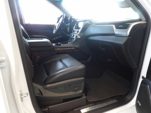 Used 2018 Chevrolet Tahoe LT AWD/4WD image 27