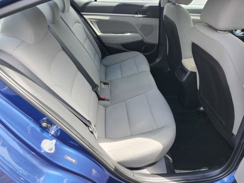 Used 2019 Hyundai Elantra Value Edition FWD image 11