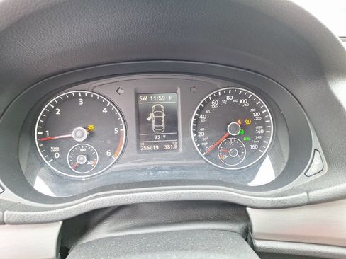 Used 2015 Volkswagen Passat TDI SE image 4