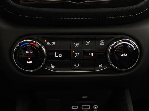 Used 2023 Chevrolet TrailBlazer ACTIV w/ Sun and Liftgate Package AWD/4WD image 29