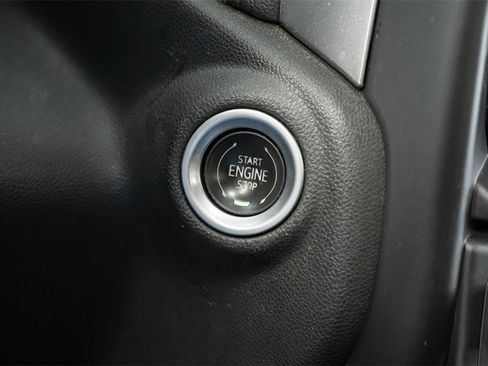 Used 2021 Chevrolet Silverado 2500 LTZ image 32