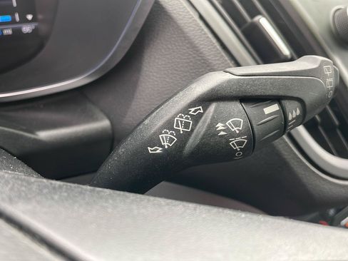 Certified 2017 Ford C-MAX Energi SE FWD image 16