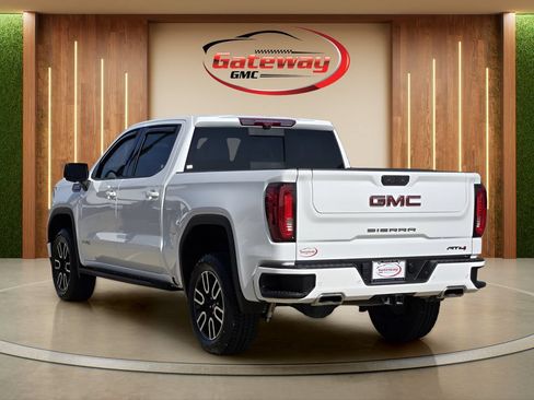 Used 2024 GMC Sierra 1500 AT4 w/ Technology Package AWD/4WD image 7