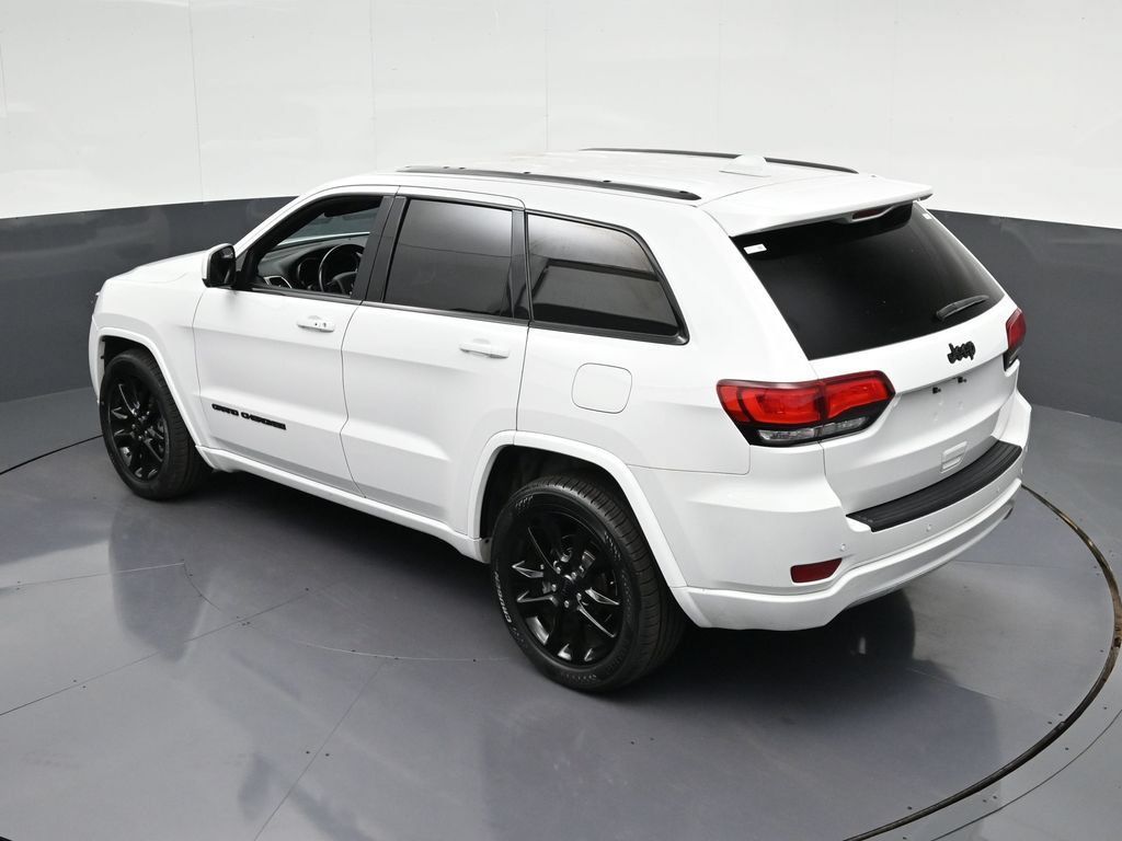 Used 2021 Jeep Grand Cherokee Laredo X RWD image 20