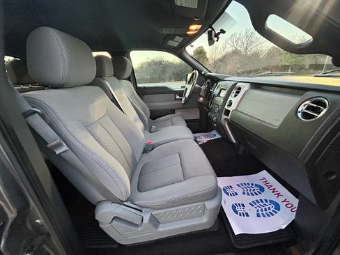 Used 2013 Ford F150 XLT w/ XLT Chrome Pkg image 14