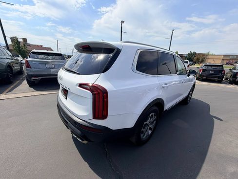 Used 2021 Kia Telluride EX w/ Towing Package AWD/4WD image 4