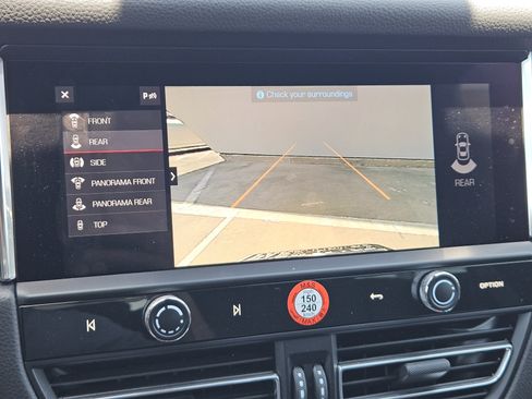 Certified 2026 Porsche Macan AWD/4WD image 18