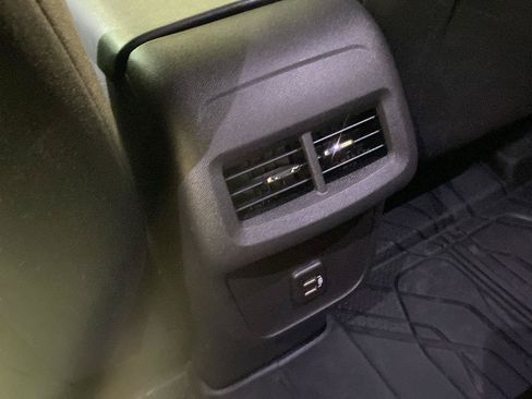 Used 2024 Chevrolet Equinox LT w/ LPO, Floor Liner Package AWD/4WD image 29