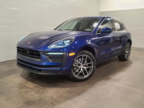 New 2026 Porsche Macan image 1