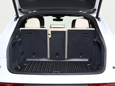 Certified 2025 Audi Q5 2.0T Premium Plus w/ Premium Plus Package image 22