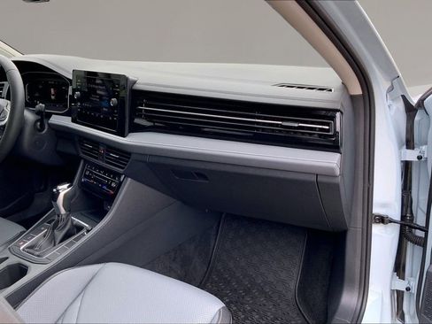 Certified 2026 Volkswagen Jetta SEL FWD image 17