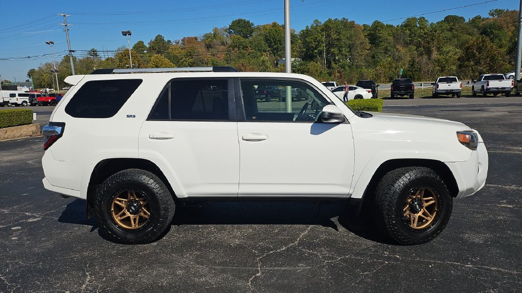 Used 2019 Toyota 4Runner SR5 RWD image 3