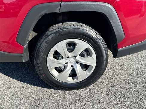 Used 2023 Toyota RAV4 LE image 24