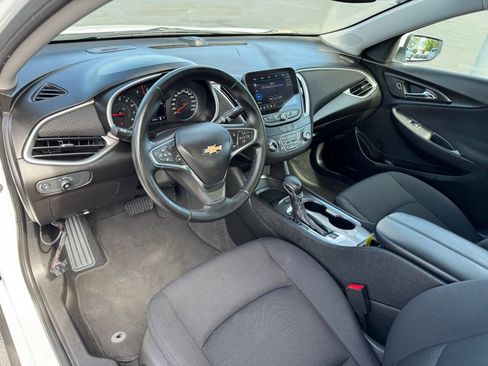 Used 2024 Chevrolet Malibu LT w/ Sport Edition FWD image 12