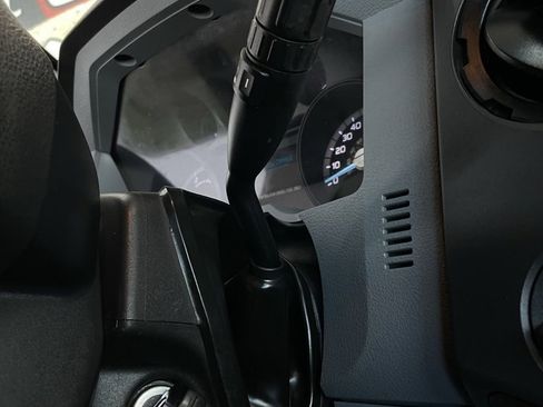 Used 2015 Ford F550 XL w/ Power Equipment Group image 21