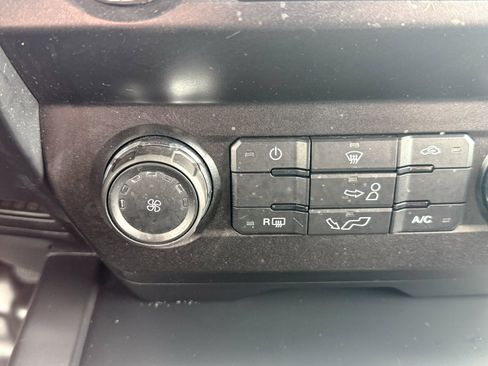 Used 2019 Ford F150 XL w/ Equipment Group 101A Mid AWD/4WD image 34