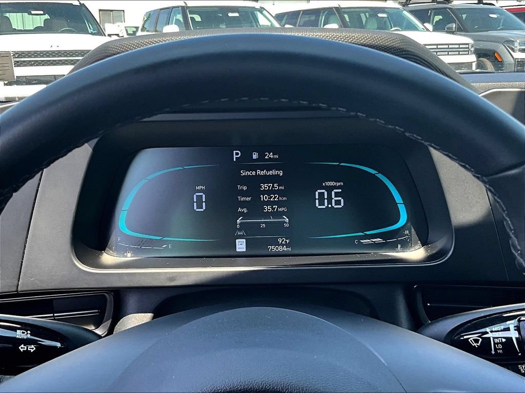 Certified 2025 Hyundai Elantra Sport FWD image 14