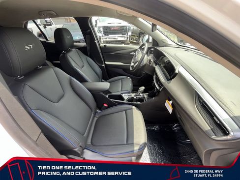 New 2026 Buick Encore GX Sport Touring w/ Advanced Technology Package FWD image 20
