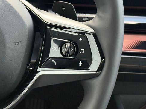 Certified 2026 BMW 540i xDrive image 27