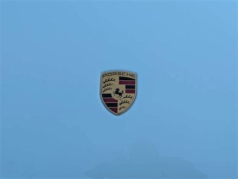 Used 2024 Porsche Macan image 12