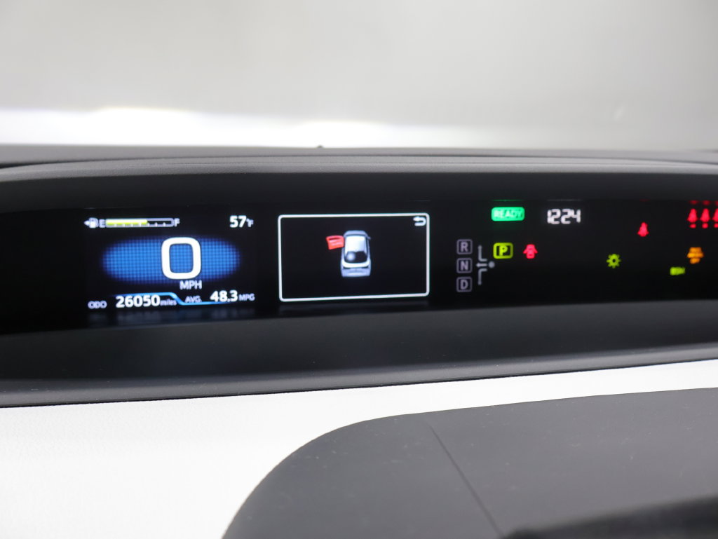 Used 2021 Toyota Prius Limited FWD image 38