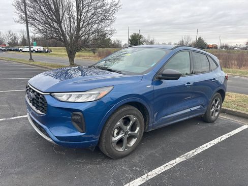 Used 2023 Ford Escape ST-Line w/ Tech Pack #1 image 5