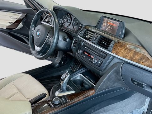 Used 2015 BMW 328i xDrive Wagon image 5