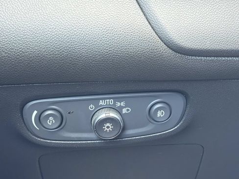 Used 2020 Buick Encore GX Select FWD image 24