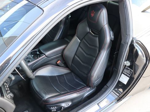 Used 2018 Maserati GranTurismo Sport image 34