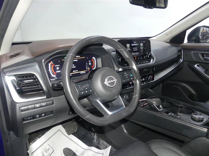 Used 2023 Nissan Rogue Platinum w/ Platinum Premium Package AWD/4WD image 23