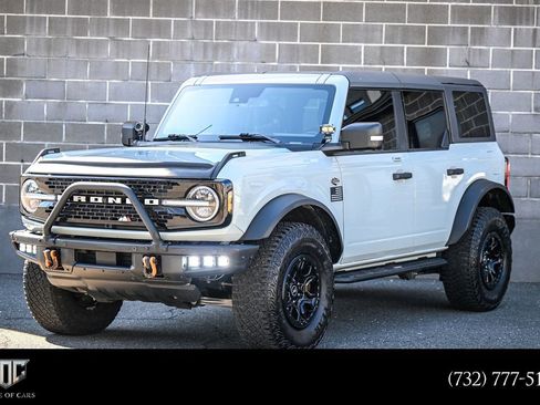 Used 2022 Ford Bronco Wildtrak AWD/4WD image 1