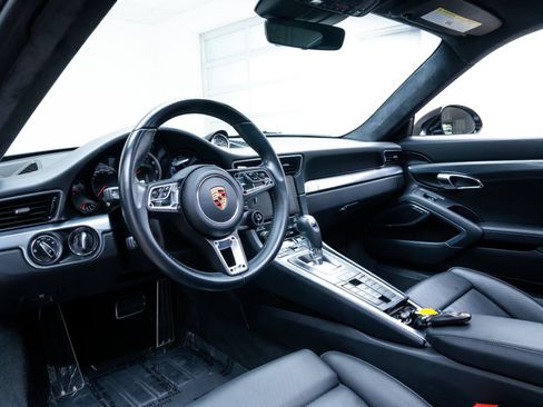 Used 2017 Porsche 911 Turbo AWD/4WD image 22