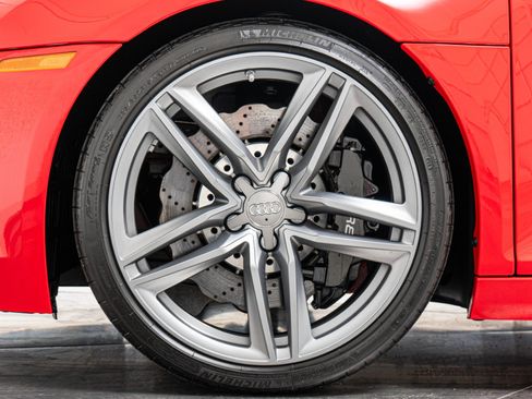 Used 2014 Audi R8 V10 AWD/4WD image 10