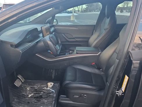 Used 2023 Tesla Model X image 5